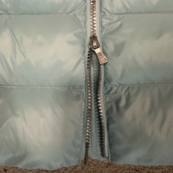 Peter Millar Chiron Vest with Detachable Hood - XL - Picture 5 of 13